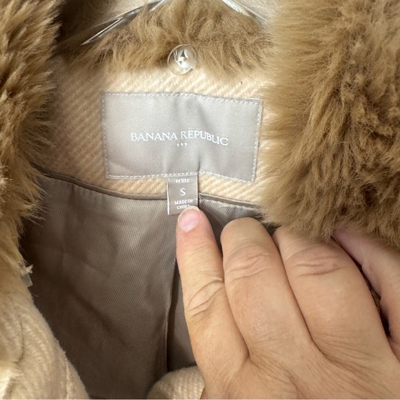 Banana Republic wool blend fur collard coat size small - Picture 2 of 3
